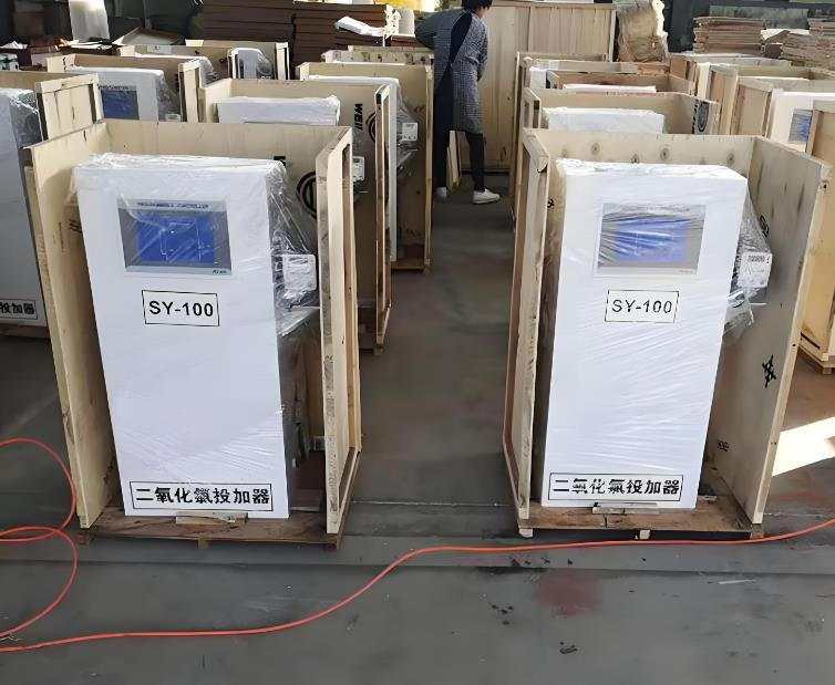 新吴二氧化氯投加器